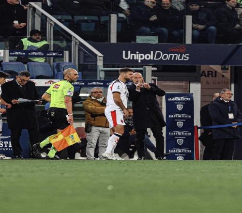 张国伟斩获,男子跳高世,界冠军奖牌,开云体育,开云体育官网,开云体育app,开云体育平台,KAIYUN,SPORTS,kaiyun登录入口